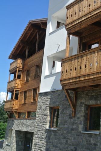 Ferienresort Lenzerheide mit Kunststeinfassade
