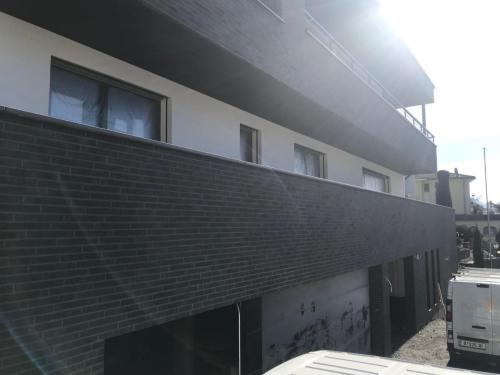 Klinker an Wohnhaus