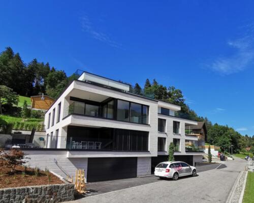Wohnhaus mit Natursteinfassade